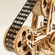 Maquette en bois Projecteur de Films 25 cm 183 pièces Vitascope LK601 Rokr