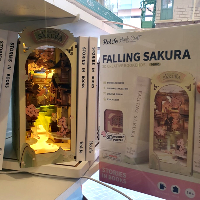 [Book nook] Maquette   falling sakura 