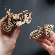 Ugears Maquette Bois Harry Potter Moto Hagrid's Flying Motorbike Puzzle 3D Mécanique