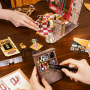 Kit Maquette 3D Cheers Bar&Dining miniature à fabriquer 22x15x18 cm DG173 Rolife