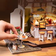 Kit Maquette 3D Coffee shop miniature à fabriquer n17 Café 28 cm DG162 Rolife