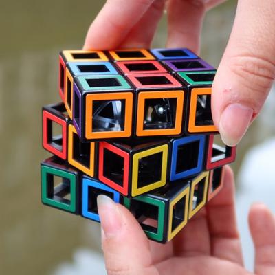 Puzzles et casse tte  rsoudre rubiks cube